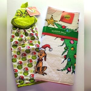Dr. Seuss Grinch and Max Holiday Dish Towel & Drying Mat Set - Green and White